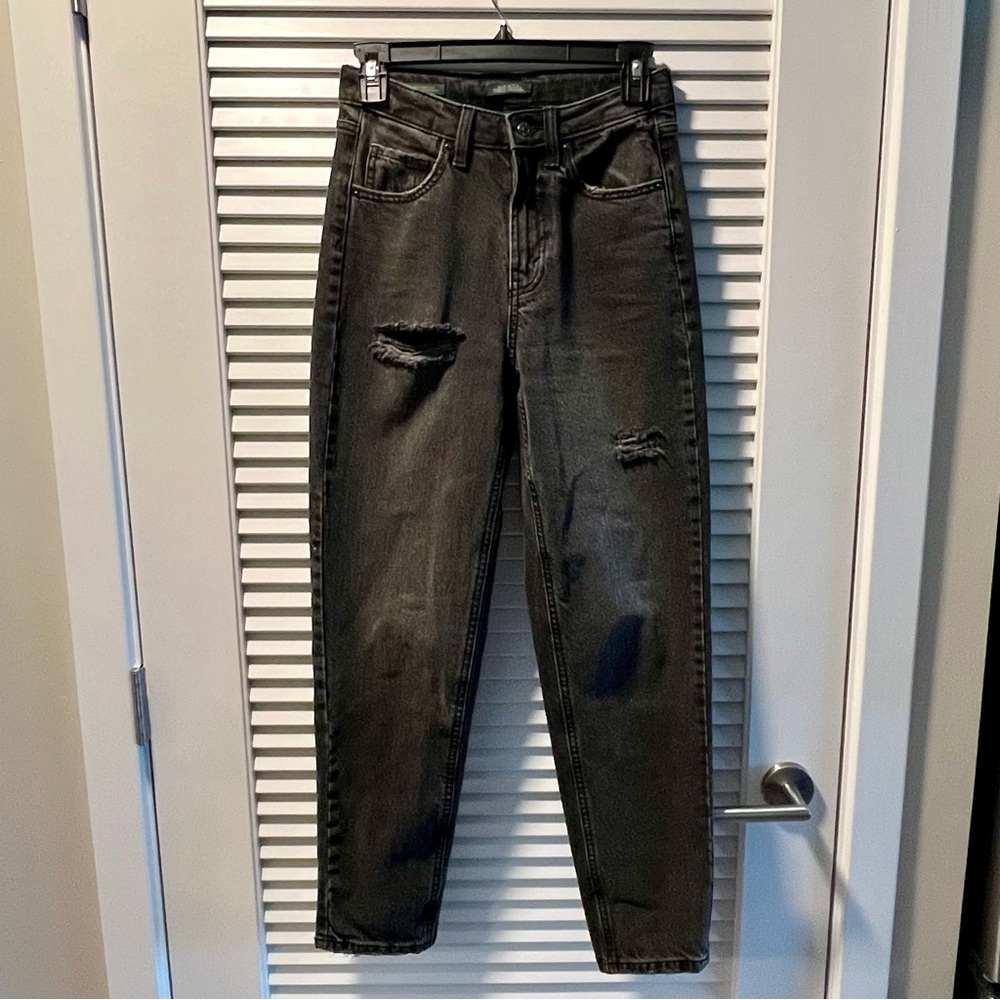 🖤 black denim mom jeans 🖤